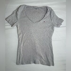 Tommy Hilfiger Women's Light Gray V-Neck Tee